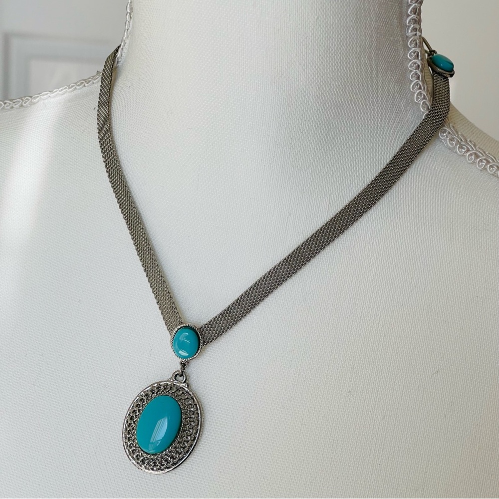 VTG | PARK LANE Silver Tone Mesh necklace with Faus Oval Turquoise 16-17”